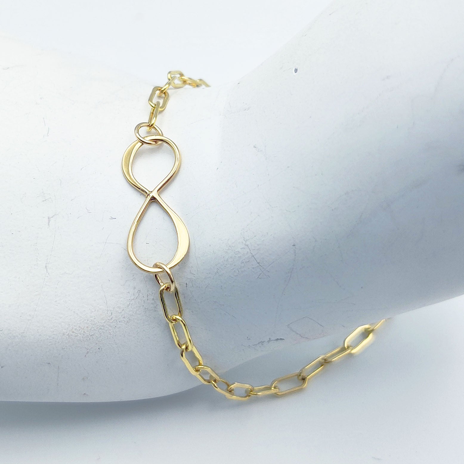 Gold Filled Paperclip Infinity Bracelet IB-001