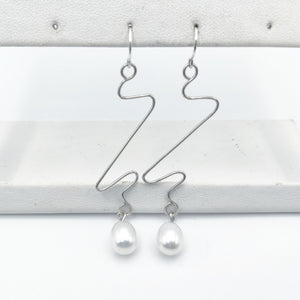 Wavy Freshwater Pearl Dangle Earrings PE-001